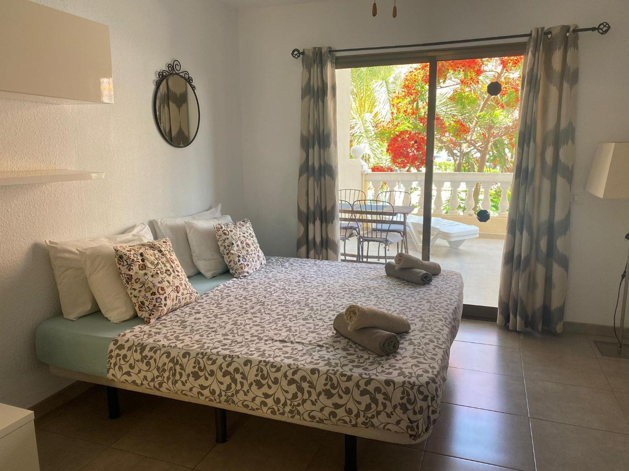 Castle Harbour Samuel'S Studio Flat By Lovetenerife Los Cristianos  Zewnętrze zdjęcie